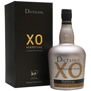 Dictador XO Perpetual 40 % 0,7 l