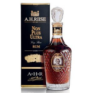 A.H. Riise Non Plus Ultra láhev rumu 42,0% 0,7 l
