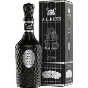 A.H. Riise Non Plus Ultra Black Edition láhev rumu 42,0% 0,7 l